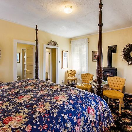 Shady Oaks Country Inn Сент-Гелена Екстер'єр фото