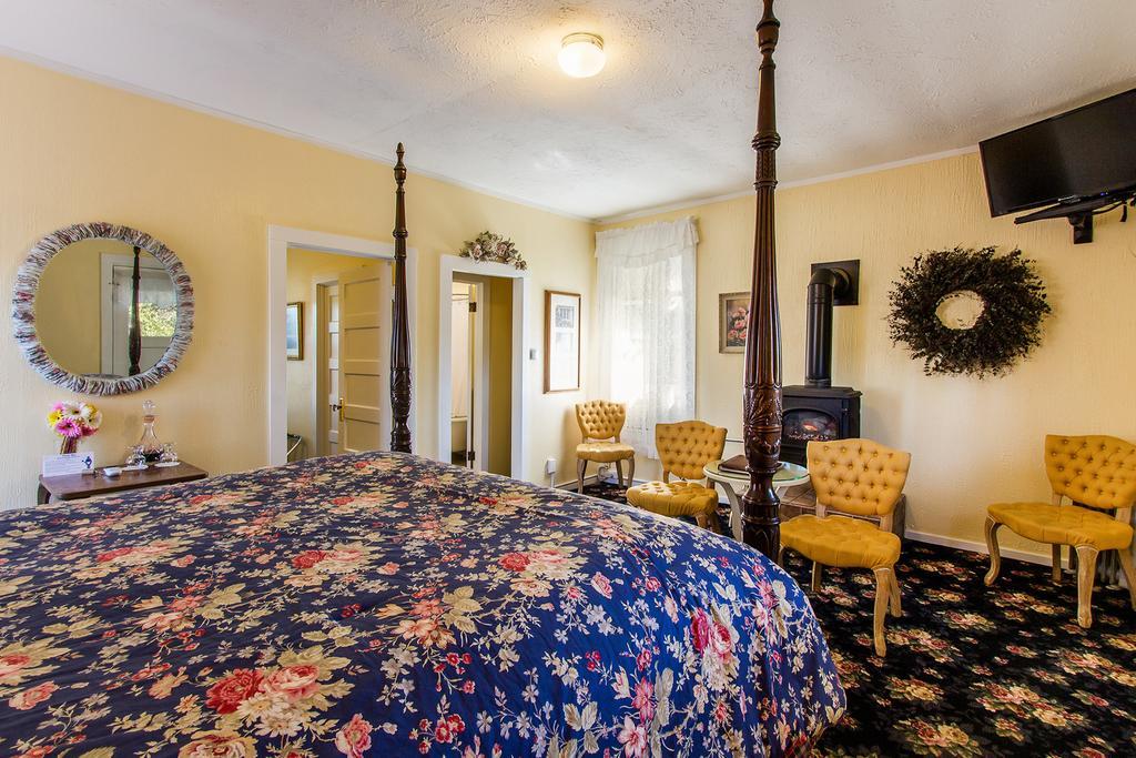 Shady Oaks Country Inn Сент-Гелена Екстер'єр фото