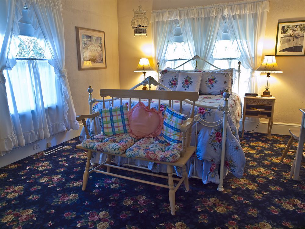Shady Oaks Country Inn Сент-Гелена Екстер'єр фото